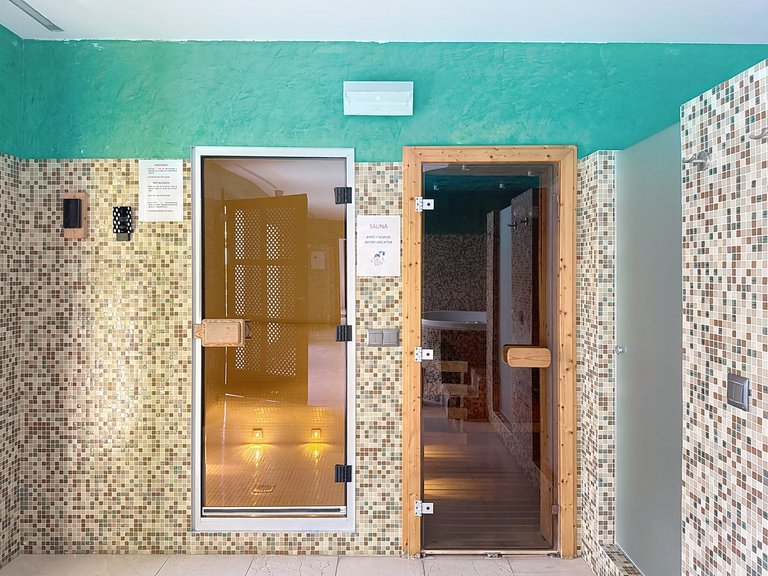 Apartment for Sale  in Estepona, Malaga 38
