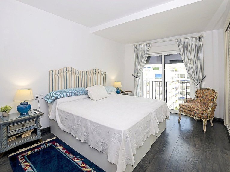 Penthouse for Sale  in Marbella, Malaga 19