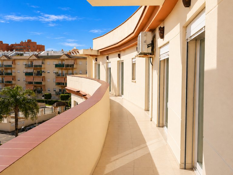 Town House for Sale  in Estepona, Malaga 1