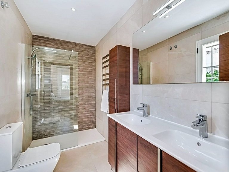 Villa for Sale  in Marbella, Malaga 15
