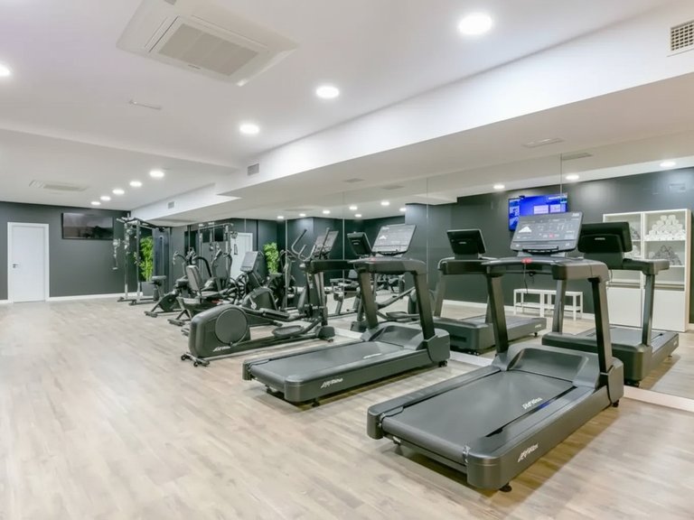 Apartment for Sale  in Benahavis, Malaga 38
