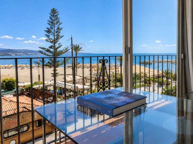 Apartment for Sale  in Marbella, Malaga 1