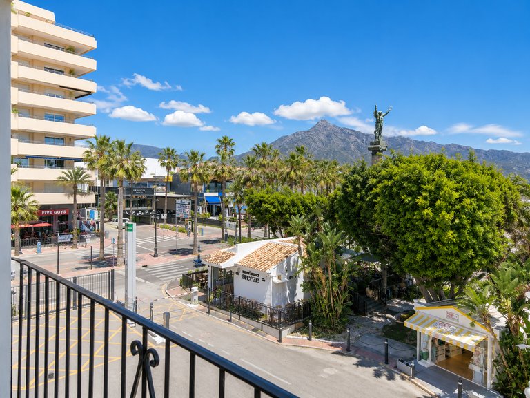 Apartment for Sale  in Marbella, Malaga 2