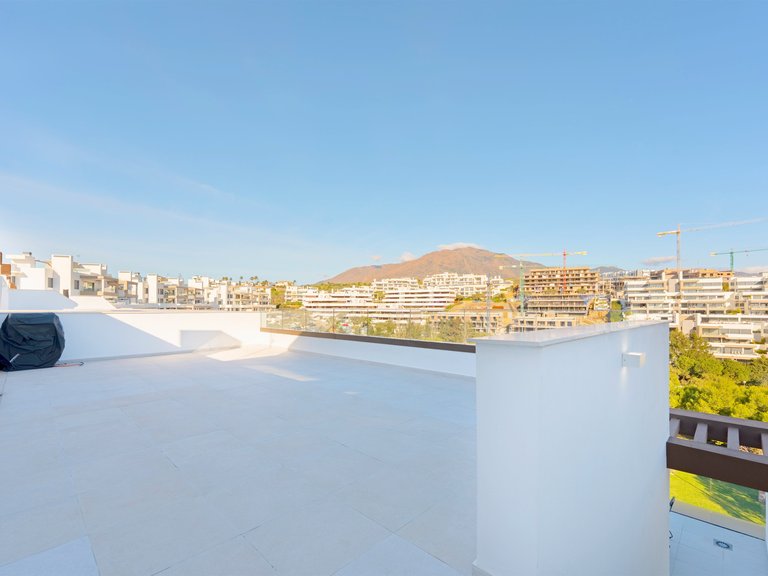 Penthouse for Sale  in Estepona, Malaga 31