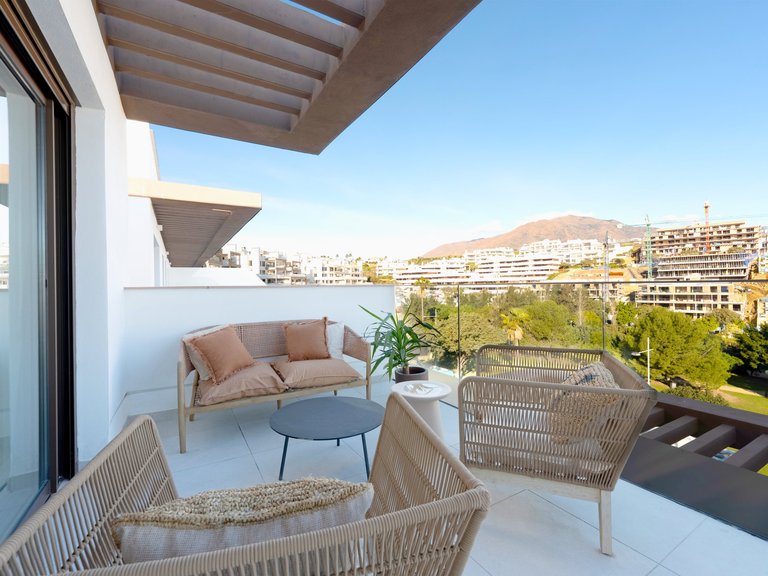 Penthouse for Sale  in Estepona, Malaga 25
