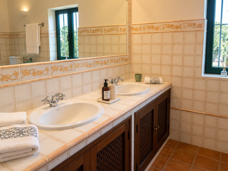 Villa for Sale  in Sotogrande, Cadiz 21