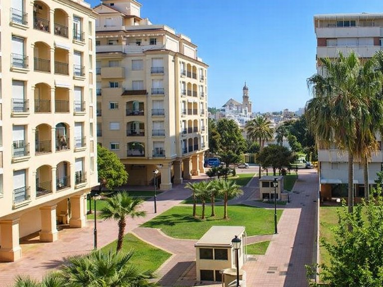 Penthouse for Sale  in Estepona, Malaga 2