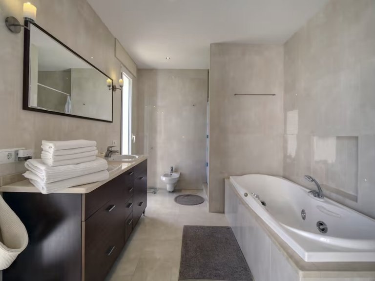 Villa for Sale  in Manilva, Malaga 28