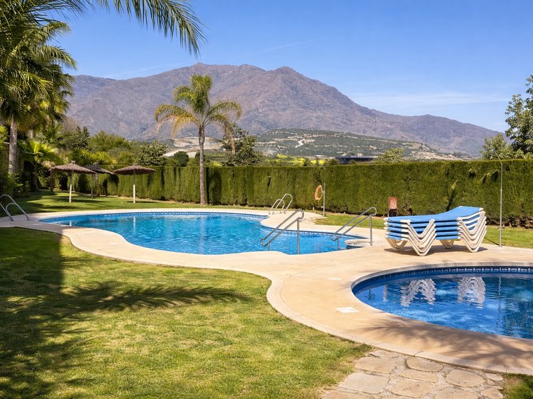 Town House for Sale  in Estepona, Malaga 3