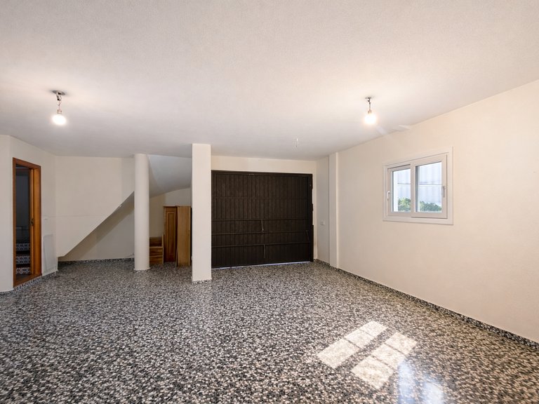 Villa for Sale  in Estepona, Malaga 40