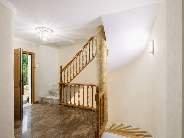 Villa for Sale  in Estepona, Malaga 23