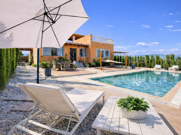 Villa for Sale  in Estepona, Malaga 1