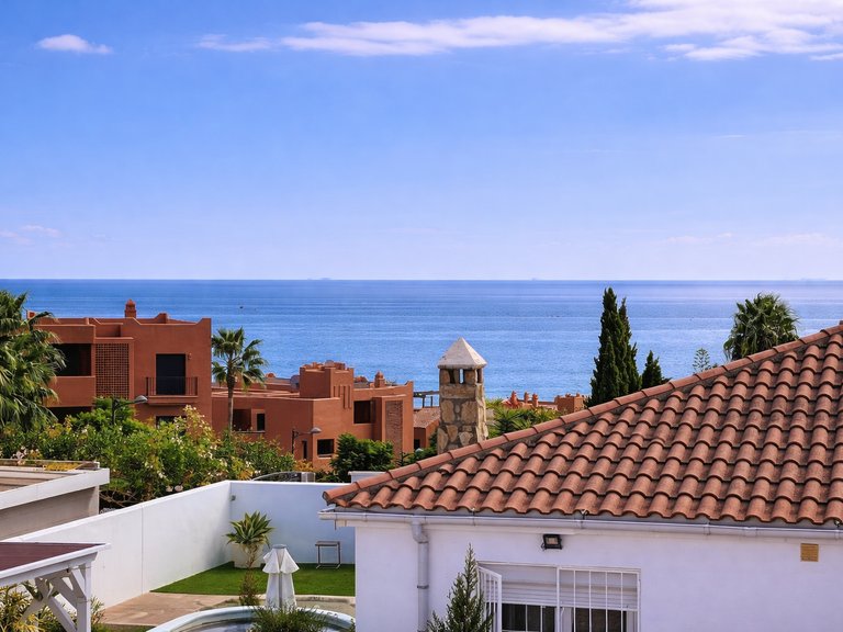 Villa for Sale  in Estepona, Malaga 16