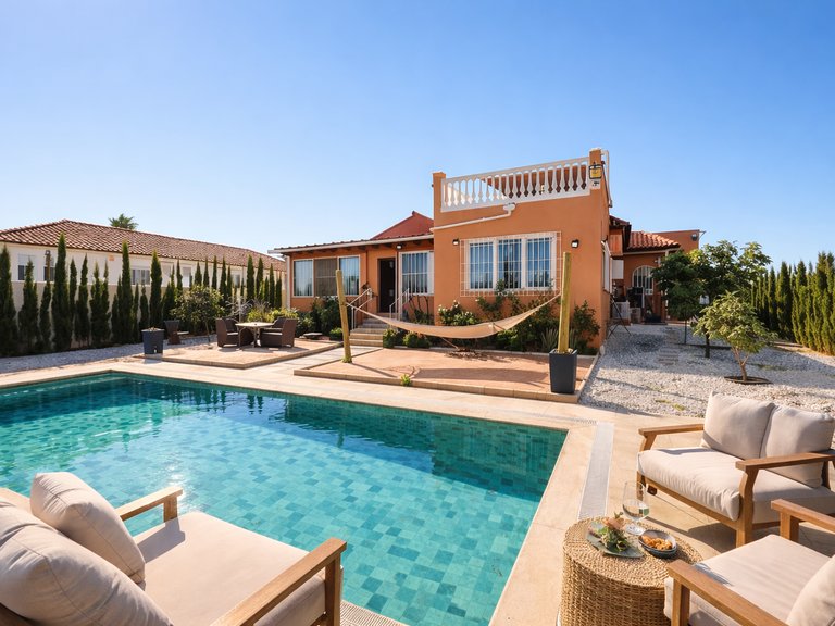 Villa for Sale  in Estepona, Malaga 3