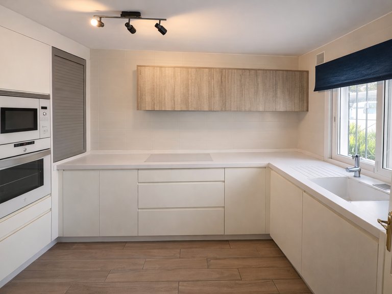 Town House for Sale  in Estepona, Malaga 11