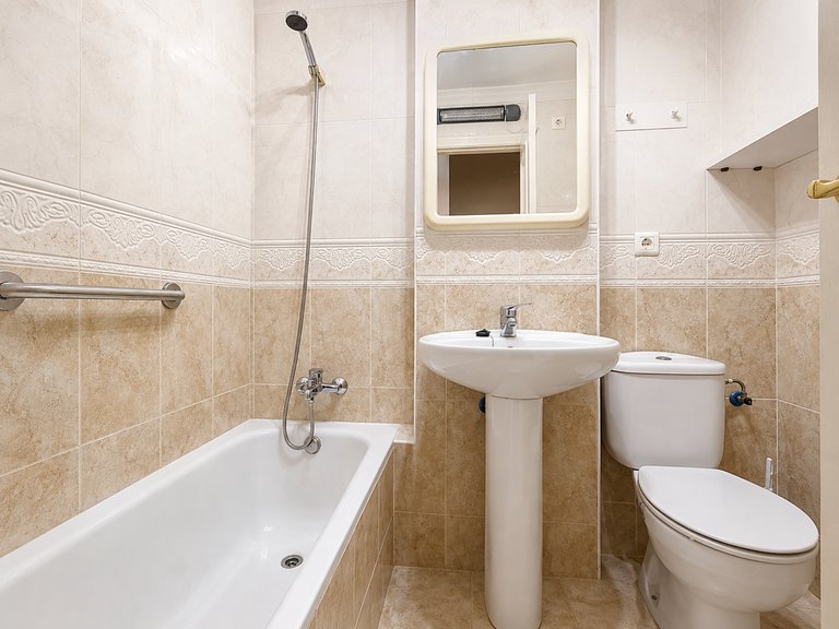 Apartment for Sale  in Estepona, Malaga 16