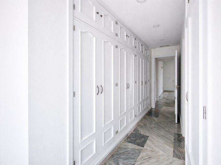 Apartment for Sale  in Estepona, Malaga 38
