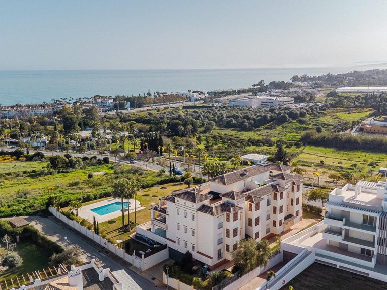 Apartment for Sale  in Estepona, Malaga 3