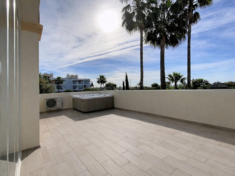 Apartment for Sale  in Estepona, Malaga 17