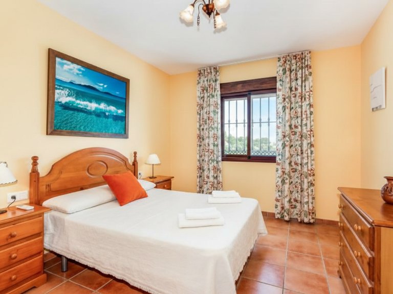 Country House for Sale  in Estepona, Malaga 18