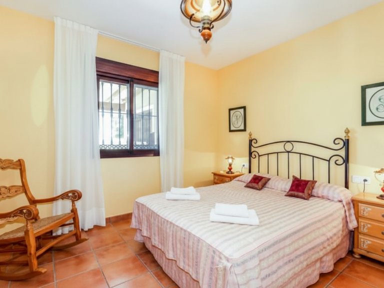 Country House for Sale  in Estepona, Malaga 19