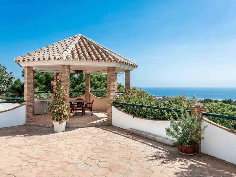Country House for Sale  in Estepona, Malaga 4