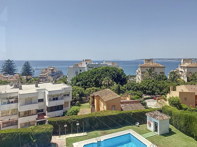 Apartment for Sale  in Estepona, Malaga 24