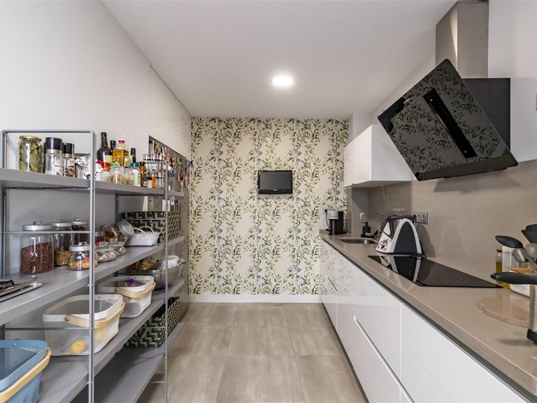 Town House for Sale  in San Pedro De Alcantara, Malaga 14