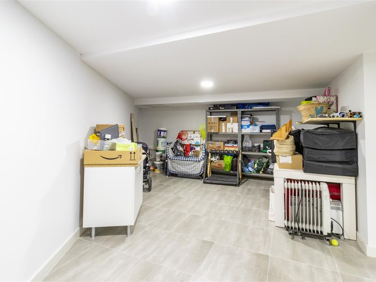 Town House for Sale  in San Pedro De Alcantara, Malaga 36