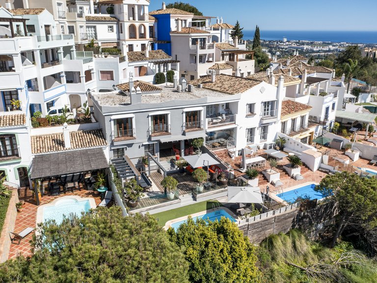 Town House for Sale  in Benahavis, Malaga 37