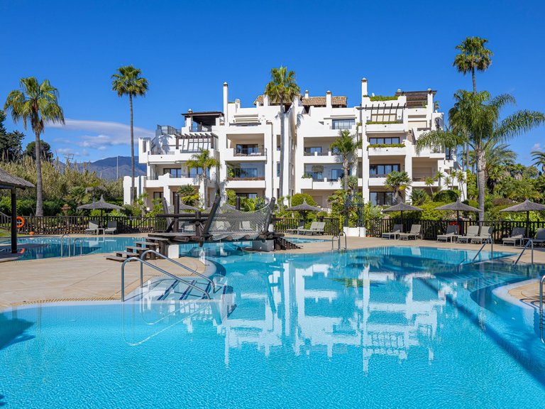 Penthouse for Sale  in Estepona, Malaga 3