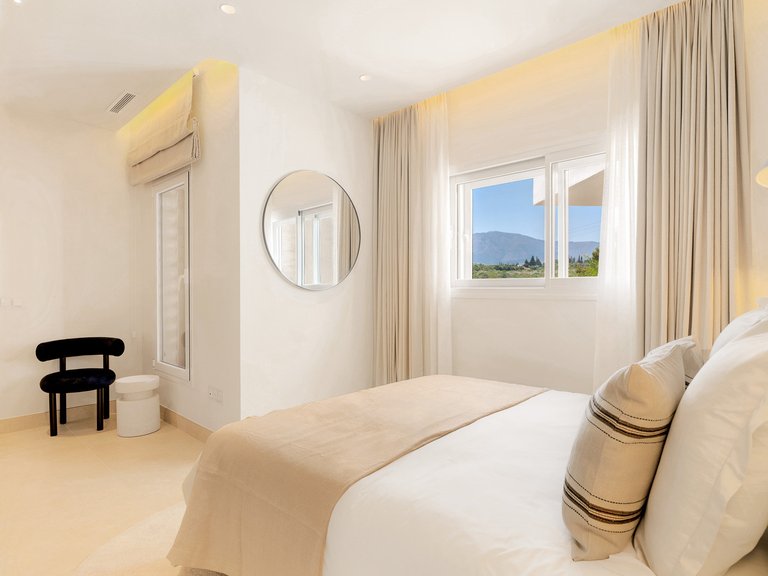Penthouse for Sale  in Estepona, Malaga 36