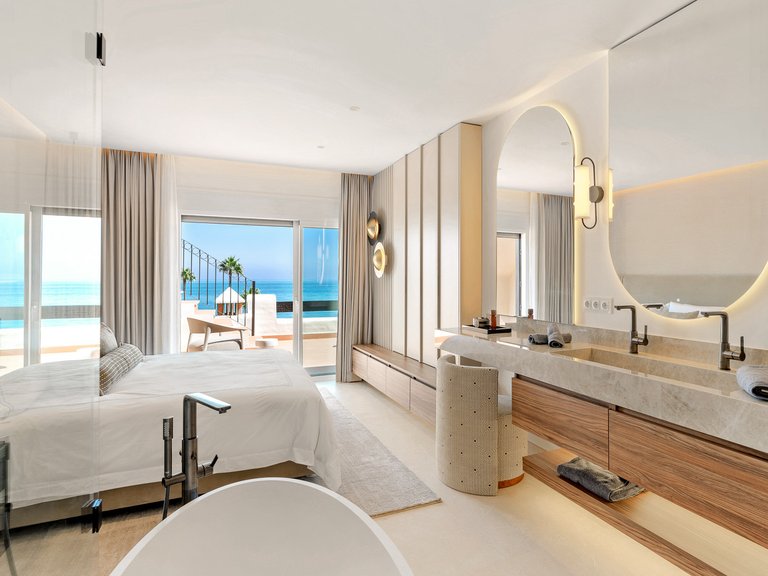 Penthouse for Sale  in Estepona, Malaga 30