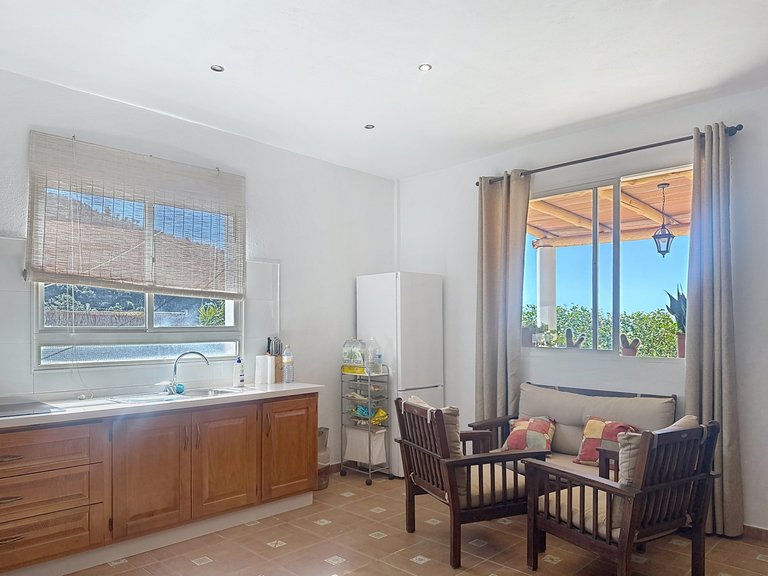Country House for Sale  in Estepona, Malaga 10