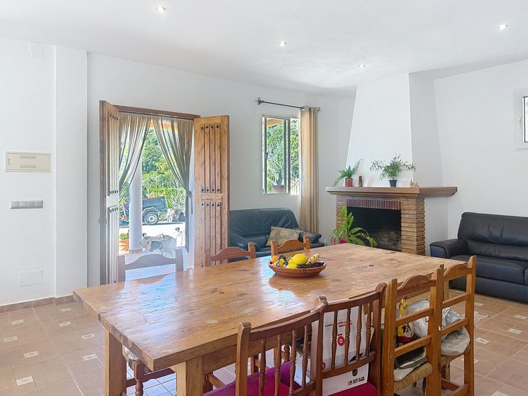 Country House for Sale  in Estepona, Malaga 3