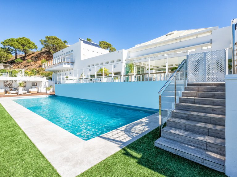 Villa for Sale  in Estepona, Malaga 4