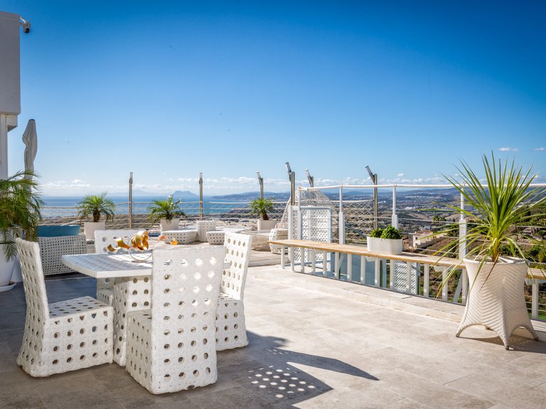 Villa for Sale  in Estepona, Malaga 16