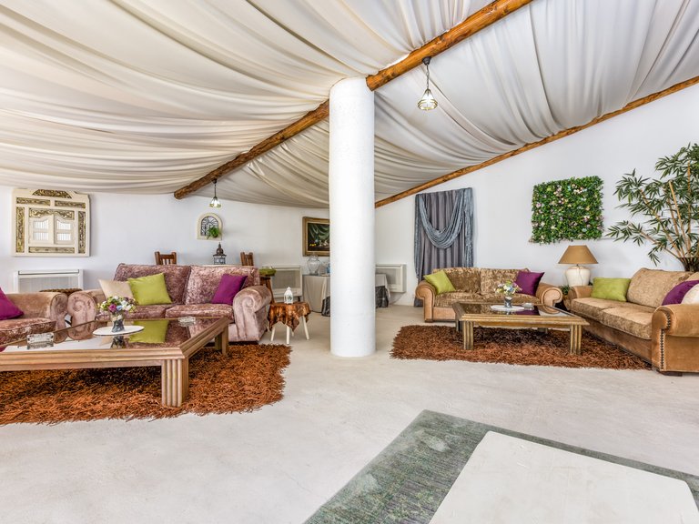 Villa for Sale  in Estepona, Malaga 44