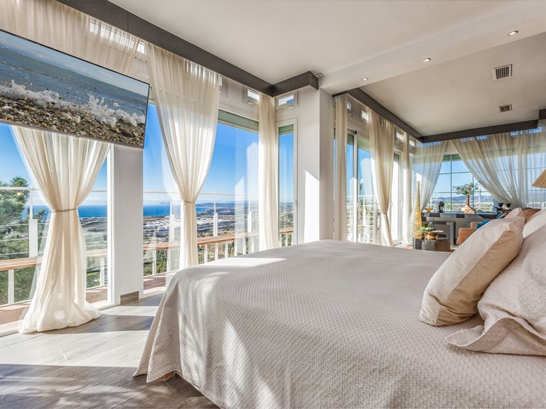 Villa for Sale  in Estepona, Malaga 26