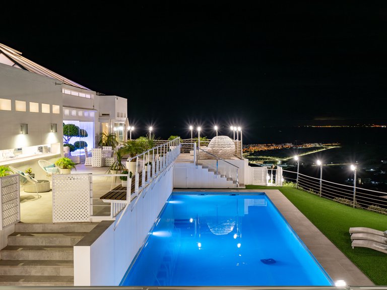 Villa for Sale  in Estepona, Malaga 58