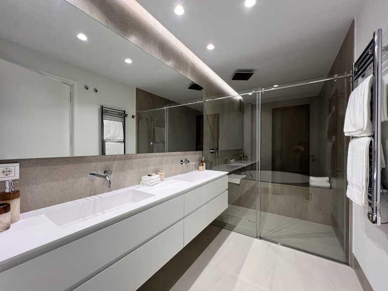 Apartment for Sale  in Estepona, Malaga 27