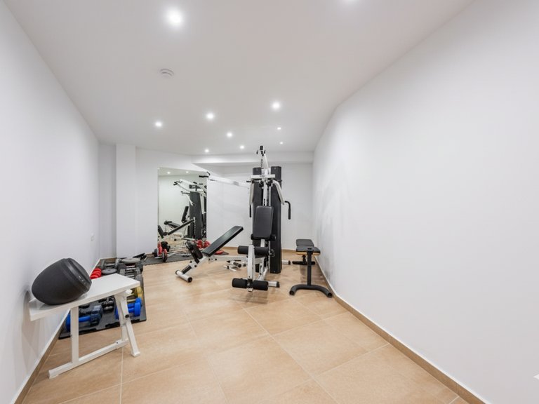 Villa for Sale  in Estepona, Malaga 37