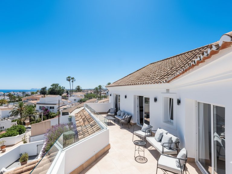 Villa for Sale  in Estepona, Malaga 28