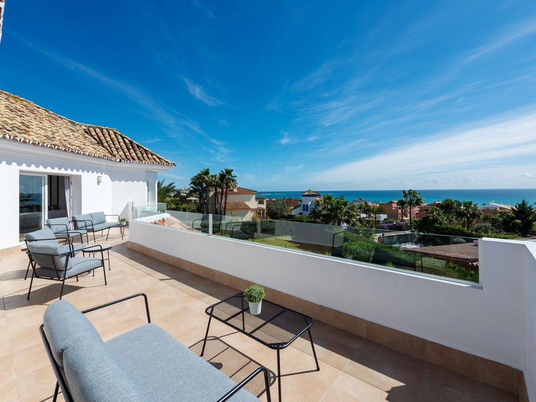 Villa for Sale  in Estepona, Malaga 27
