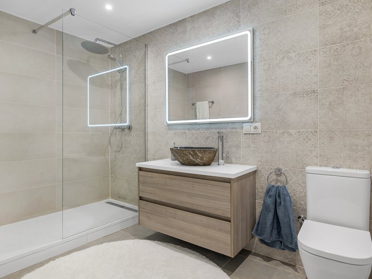 Villa for Sale  in Estepona, Malaga 23