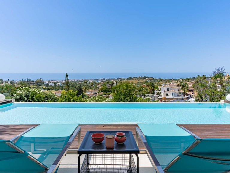 Villa for Sale in Marbella, Malaga 1
