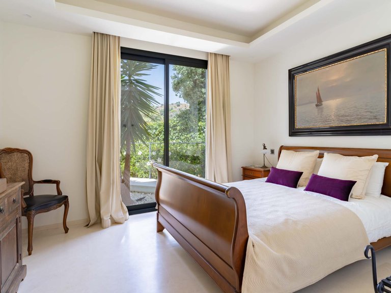 Villa for Sale in Marbella, Malaga 14
