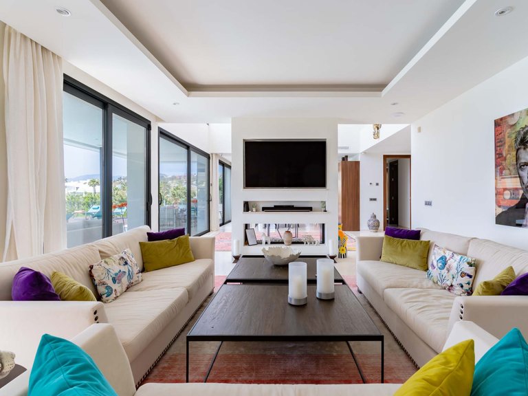 Villa for Sale in Marbella, Malaga 10