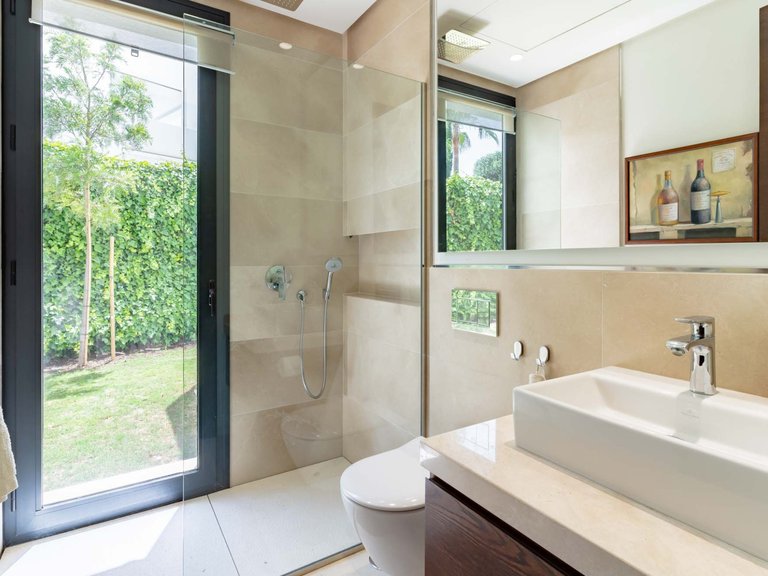 Villa for Sale in Marbella, Malaga 12