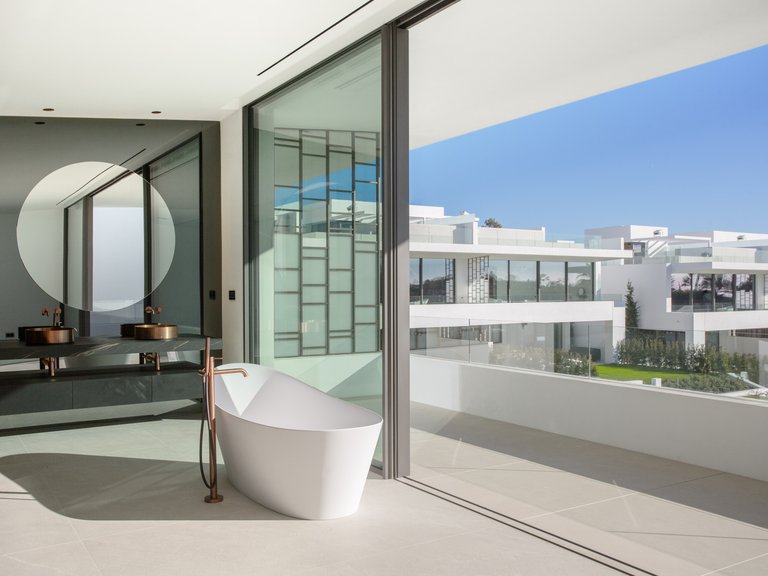 Villa for Sale in Marbella, Malaga 27